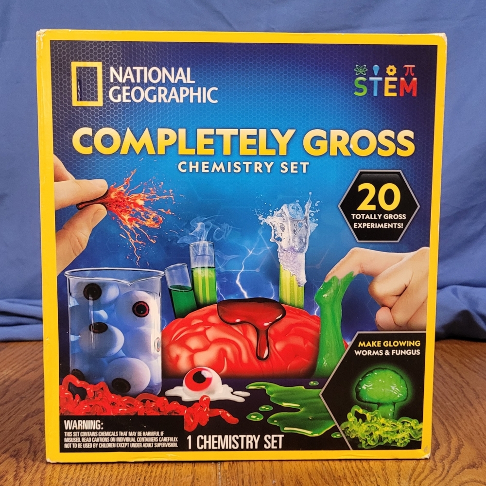 NEW National Geographic STEM Completely Gross Chemistry Set